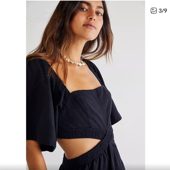 Leani Elegant Black Dress with Ruffled Sleeves size small. - Picture 9 of 9